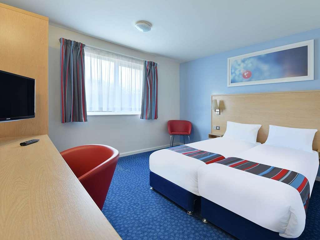 Travelodge Harlow Pokoj fotografie