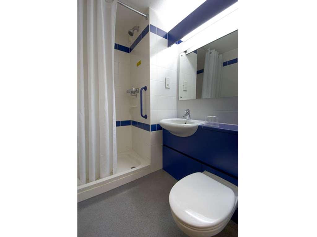 Travelodge Harlow Pokoj fotografie